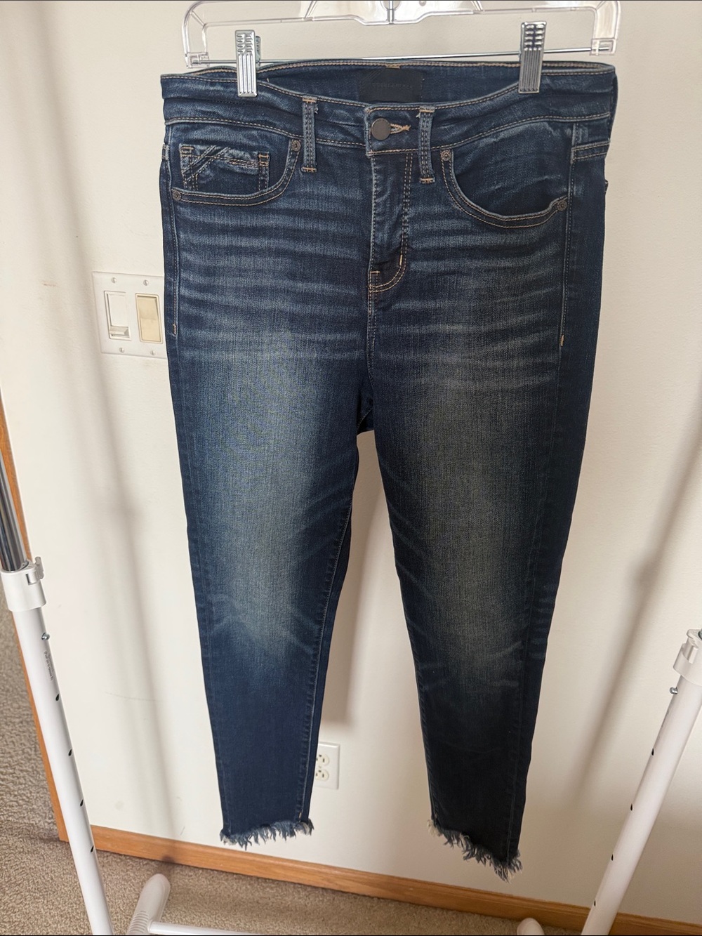 Buckle Dark Blue Frayed Hem Cropped Jeans